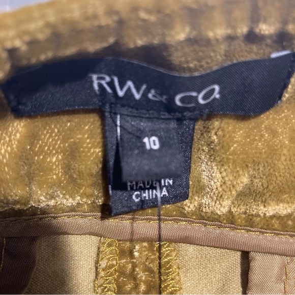 RW & CO Sz 10 Velour Pleated Front Pockets Straight Leg High Rise Trousers NEW - Picture 12 of 13